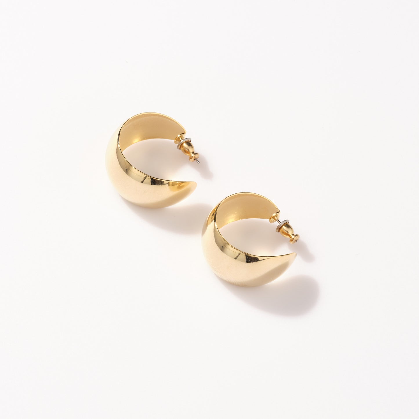 Lucy Hoops