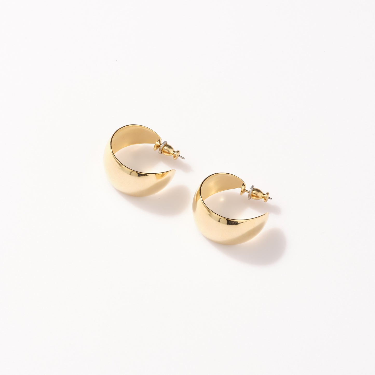 Lucy Hoops